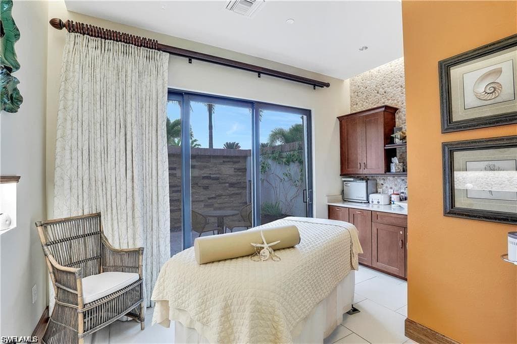 8879 Vaccaro CT-47