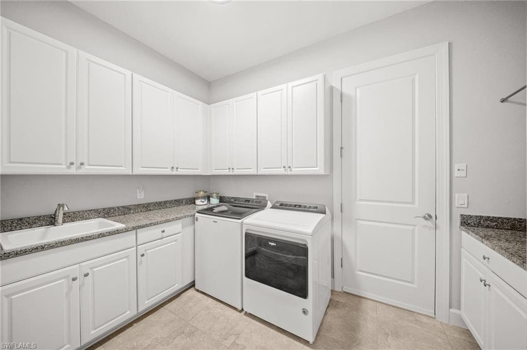 8879 Vaccaro CT-28