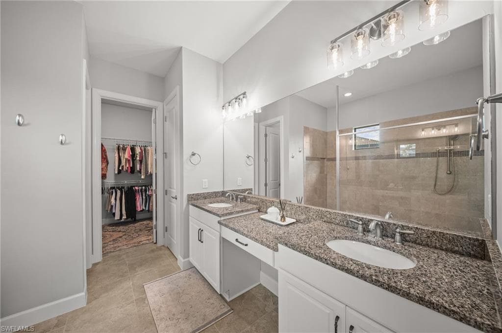 8879 Vaccaro CT-21