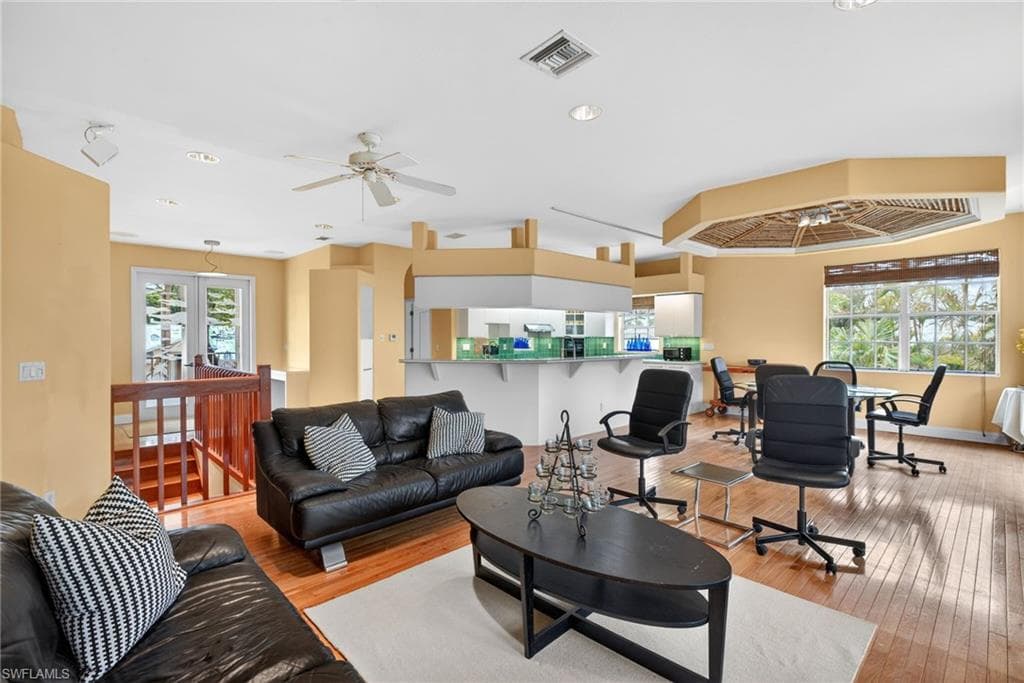 14941 Center ST-6