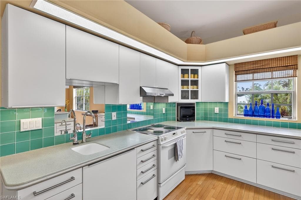 14941 Center ST-14