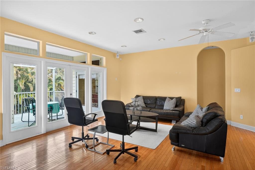 14941 Center ST-8