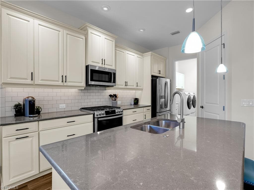 9604 Estero Grove WAY-11