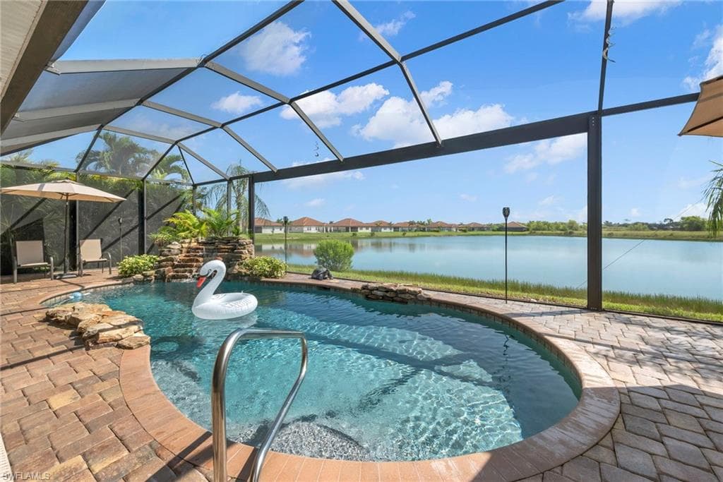 2111 Grove DR-3