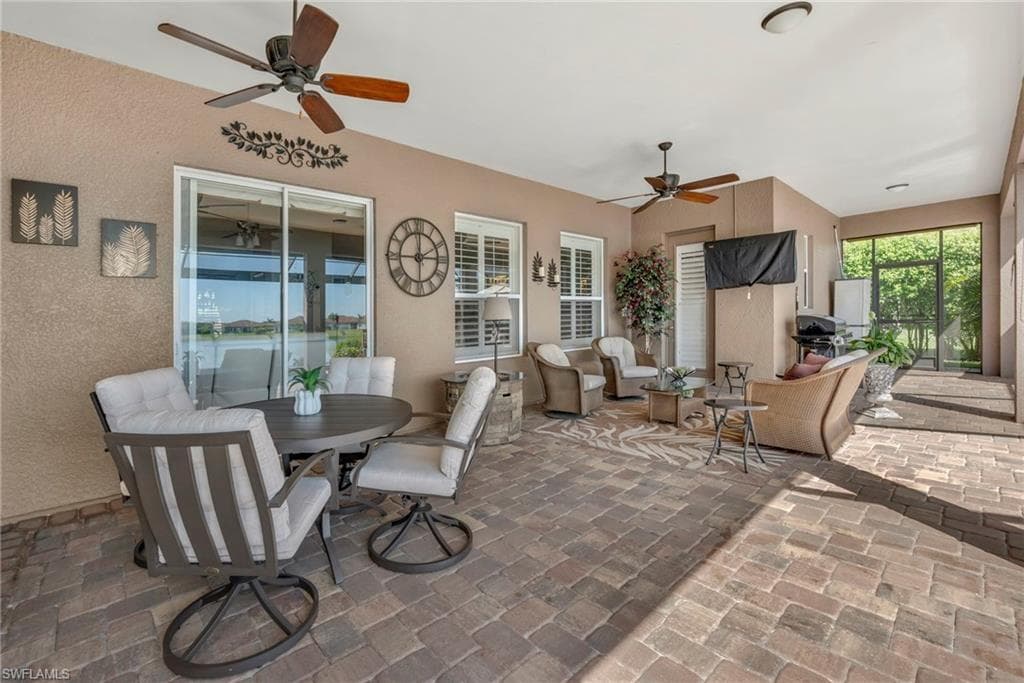 2111 Grove DR-15