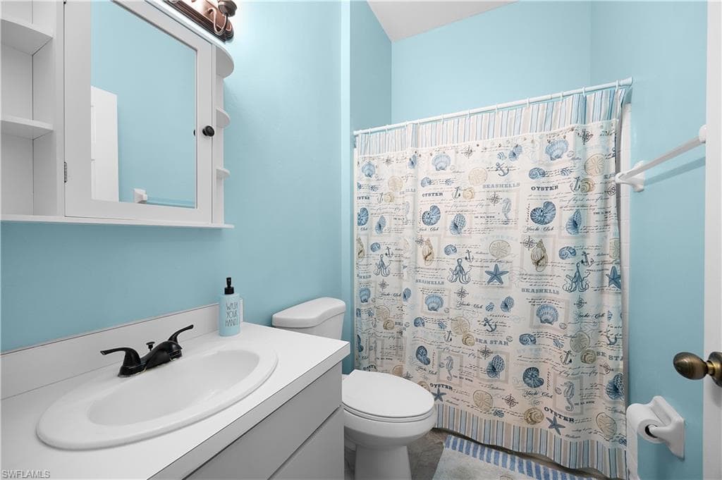 15633 Beachcomber AVE-13