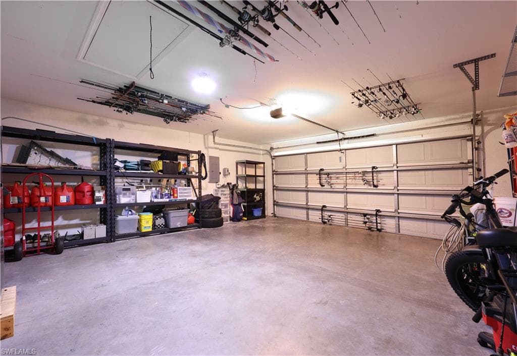 15633 Beachcomber AVE-17