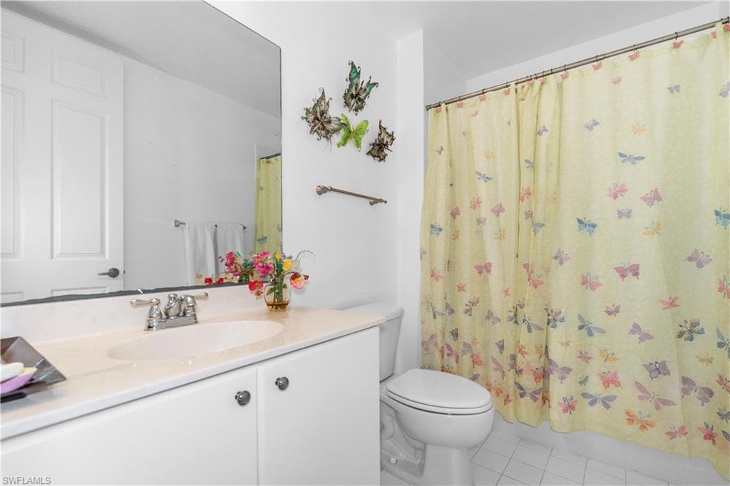 1405 Mariposa CIR 102-24