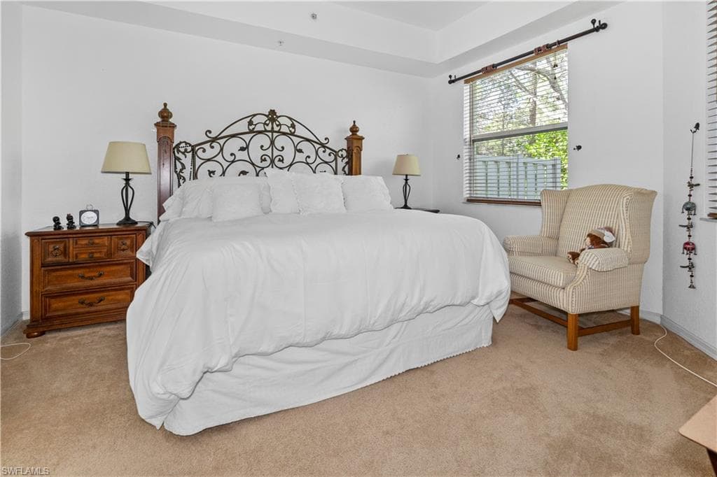 1405 Mariposa CIR 102-14