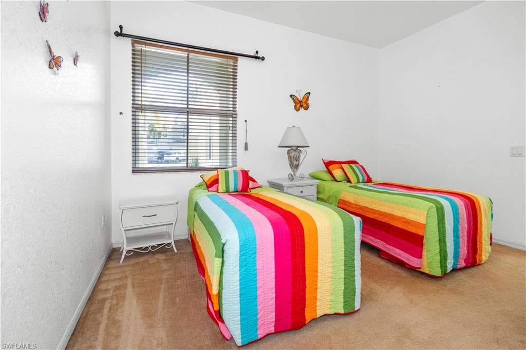 1405 Mariposa CIR 102-21