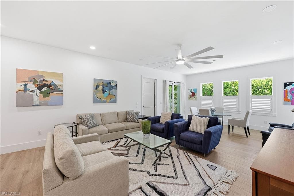 1232 Royal Palm DR-20