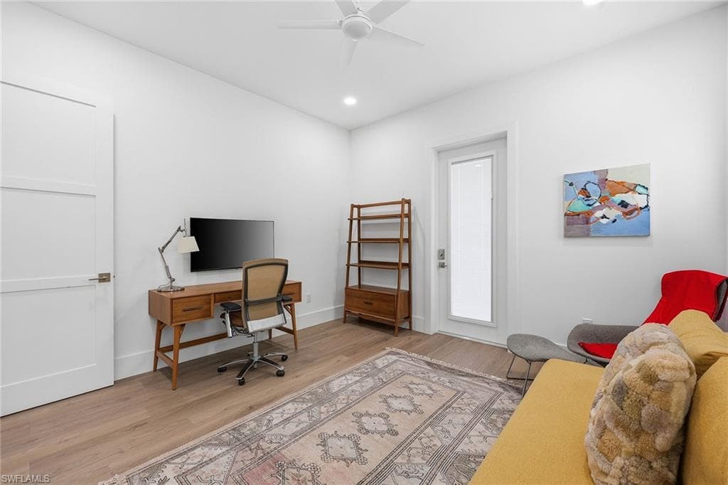 1232 Royal Palm DR-30