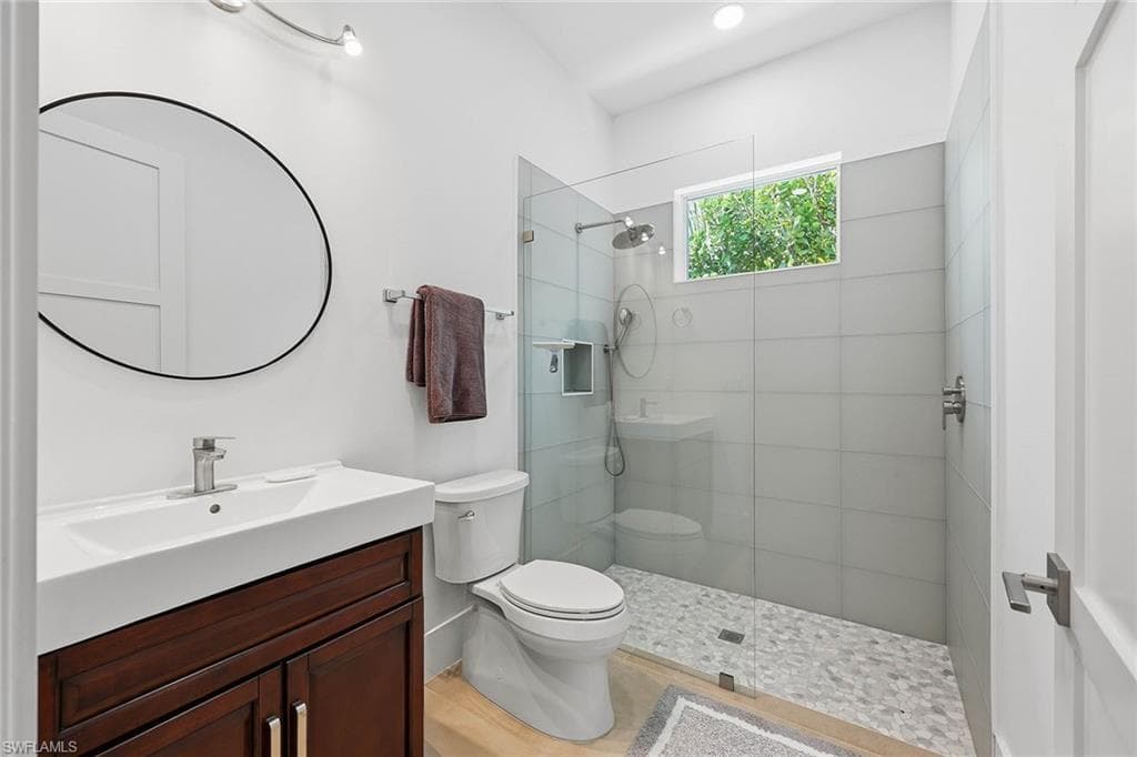 1232 Royal Palm DR-31