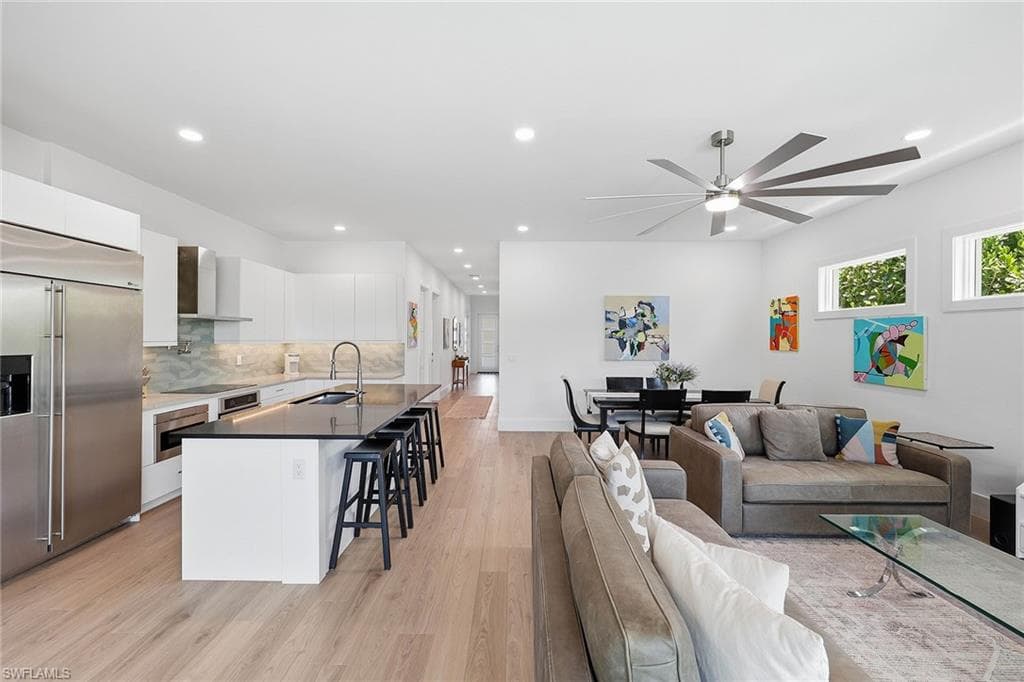 1232 Royal Palm DR-8