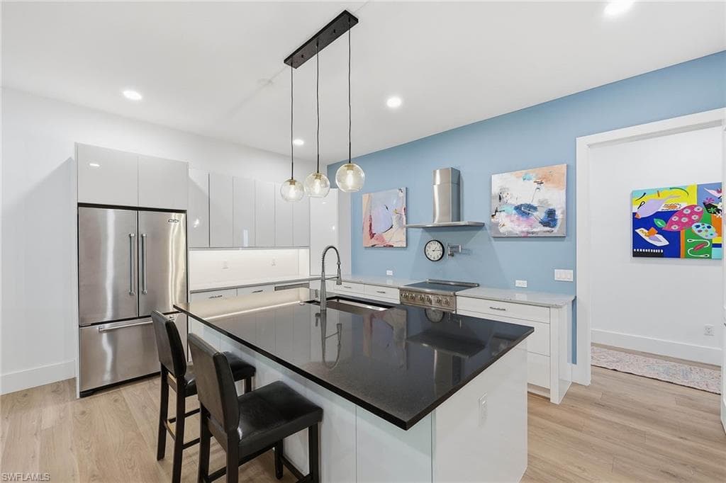 1232 Royal Palm DR-21