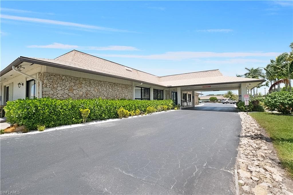 104 Brittany CT-31