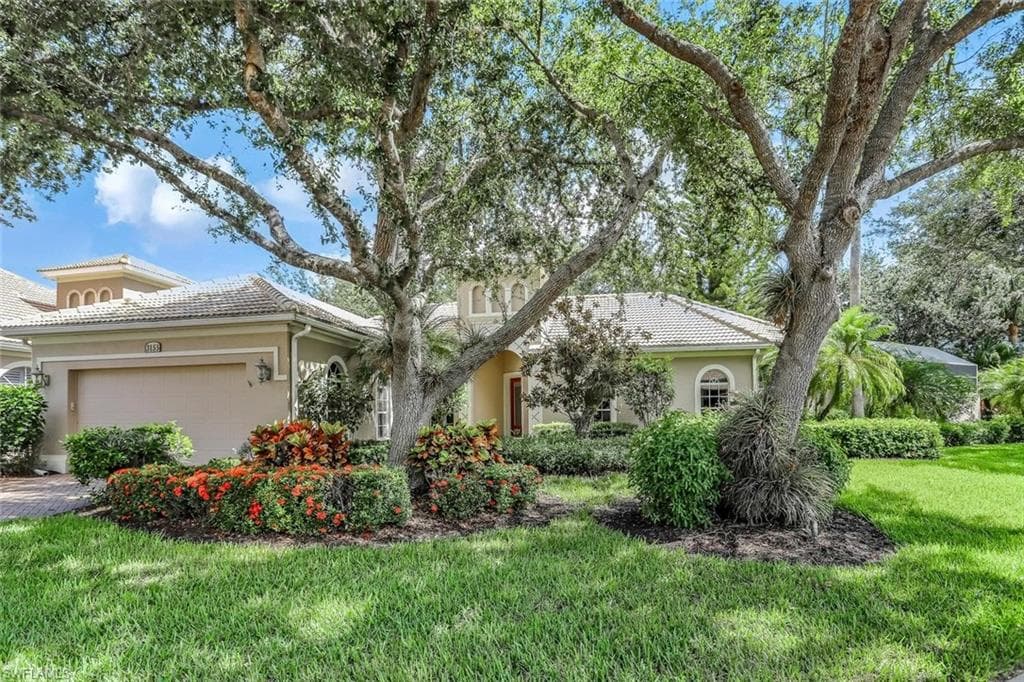 3155 Santorini CT-2