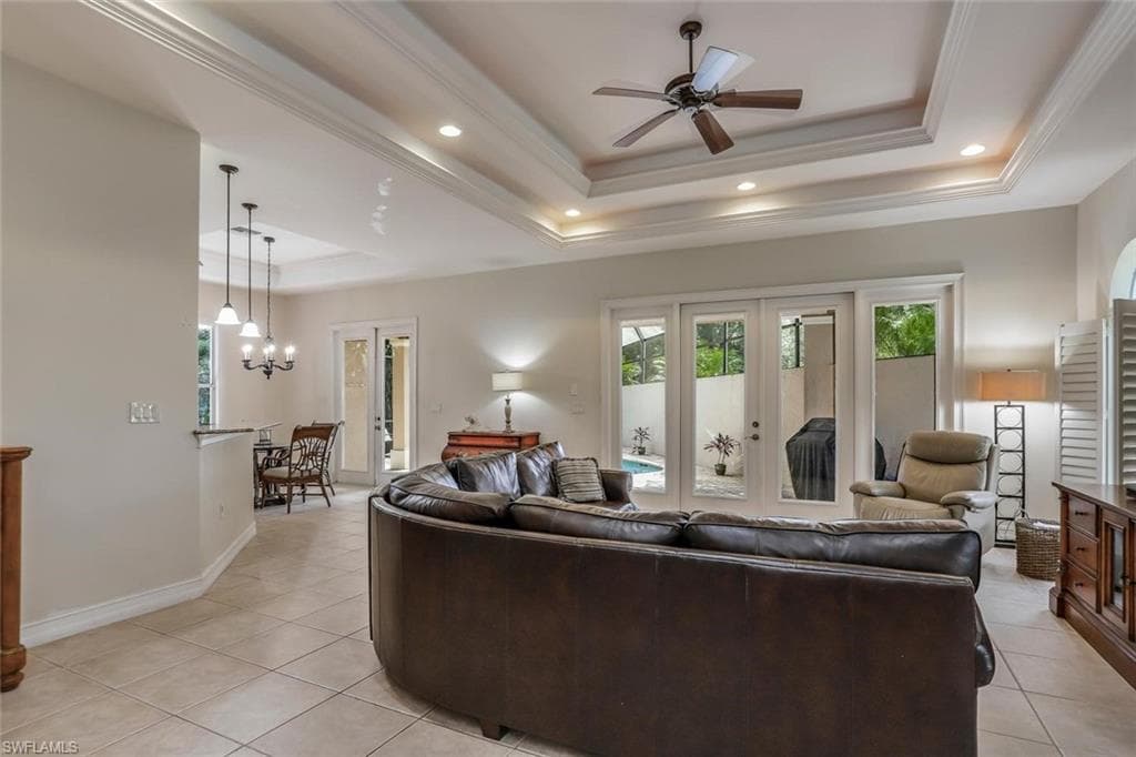 3155 Santorini CT-11