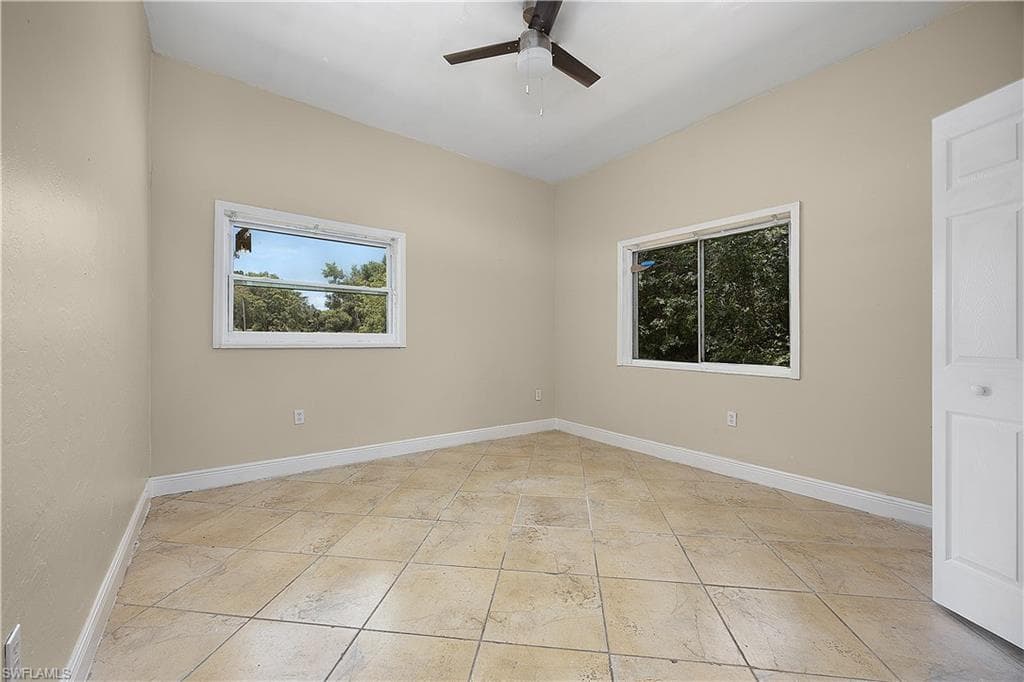 7823 Marx DR-18
