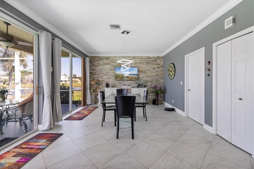13870 Silver Lake CT-22