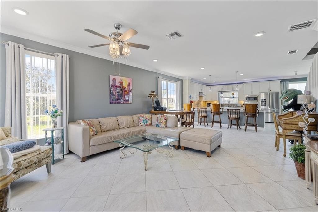 13870 Silver Lake CT-28