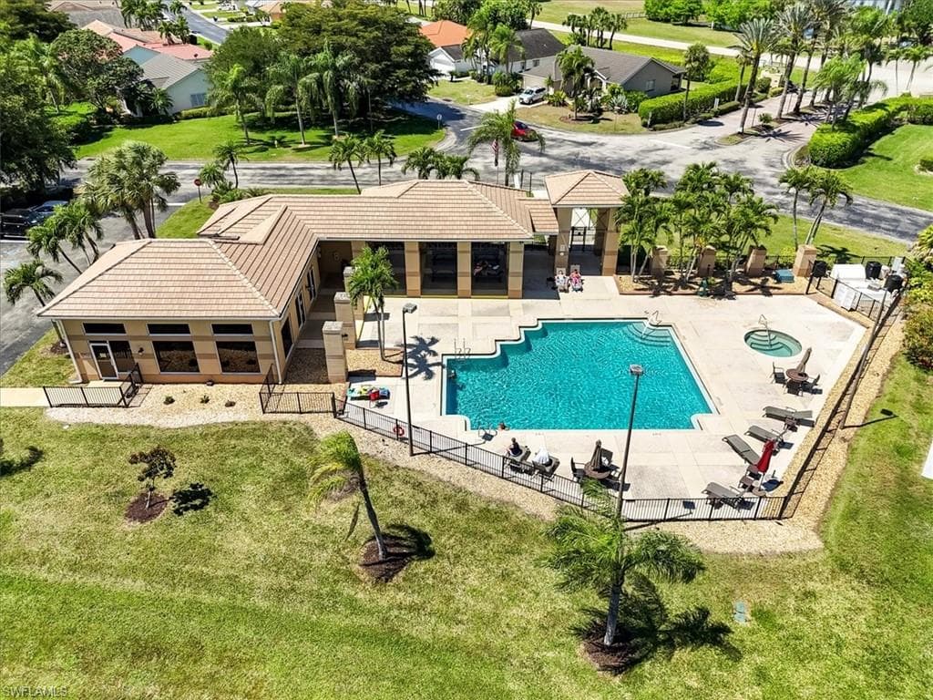 13870 Silver Lake CT-5