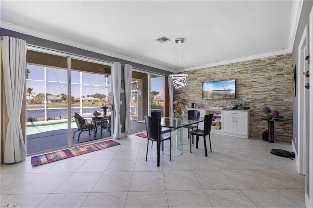 13870 Silver Lake CT-21