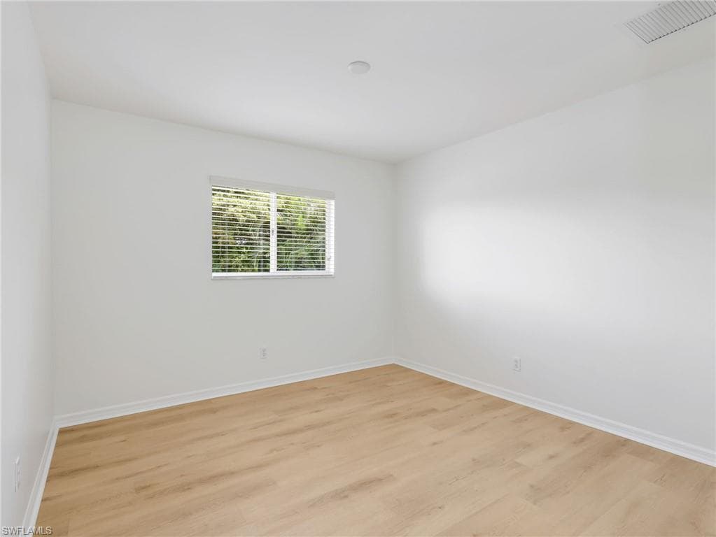 15092 Balmoral LOOP-27