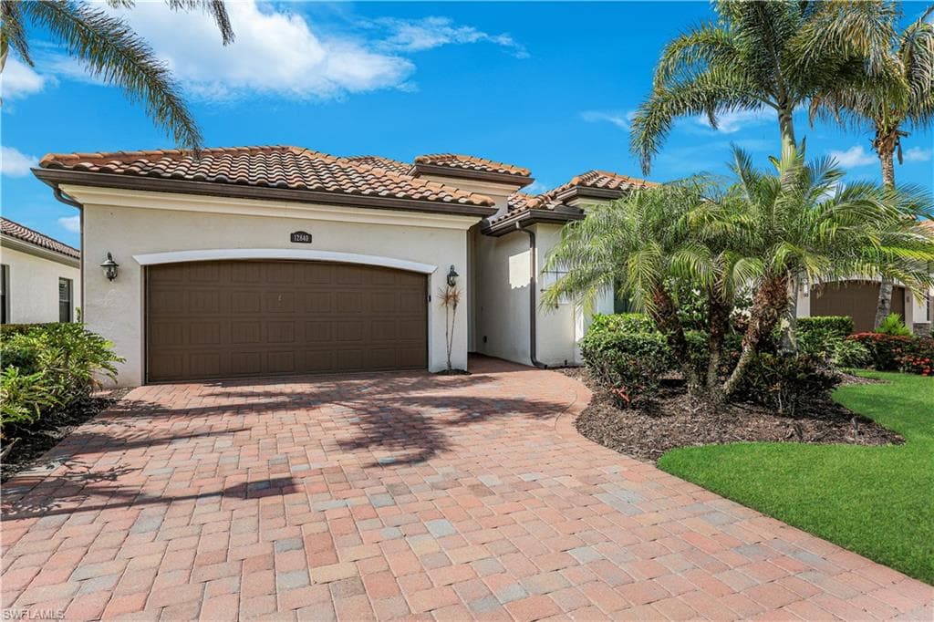 12840 Kinross LN-2
