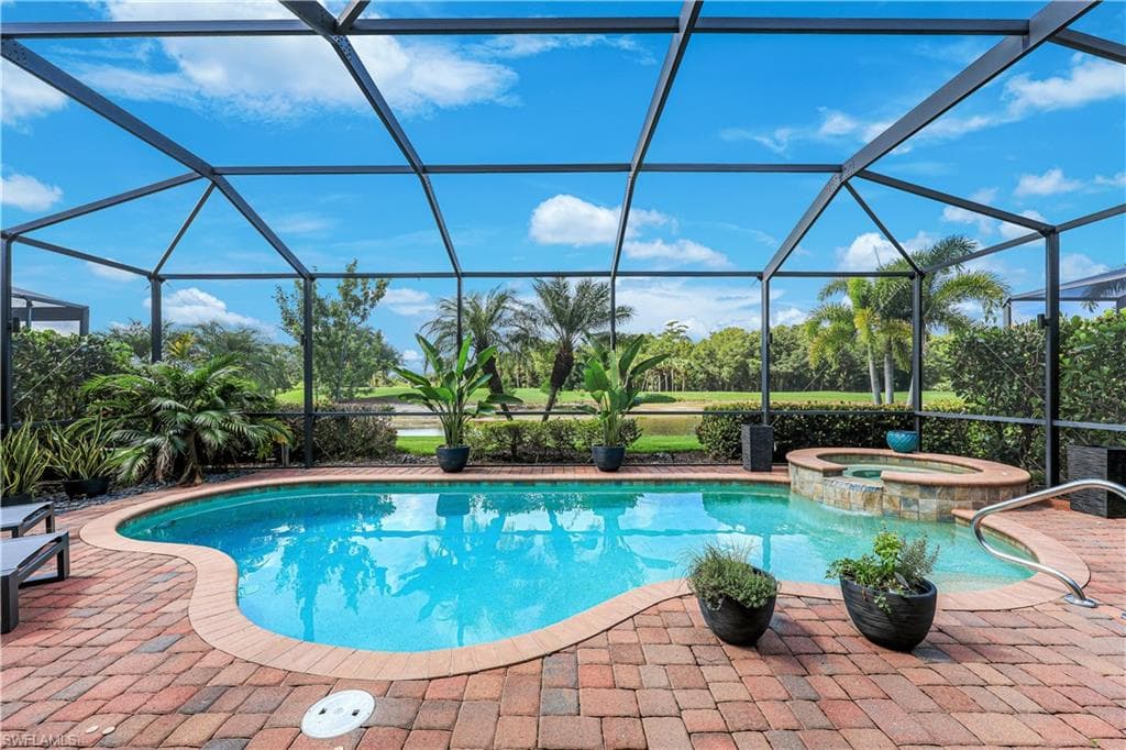 12840 Kinross LN-16