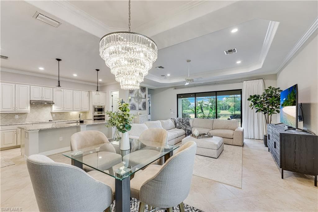 12840 Kinross LN-7