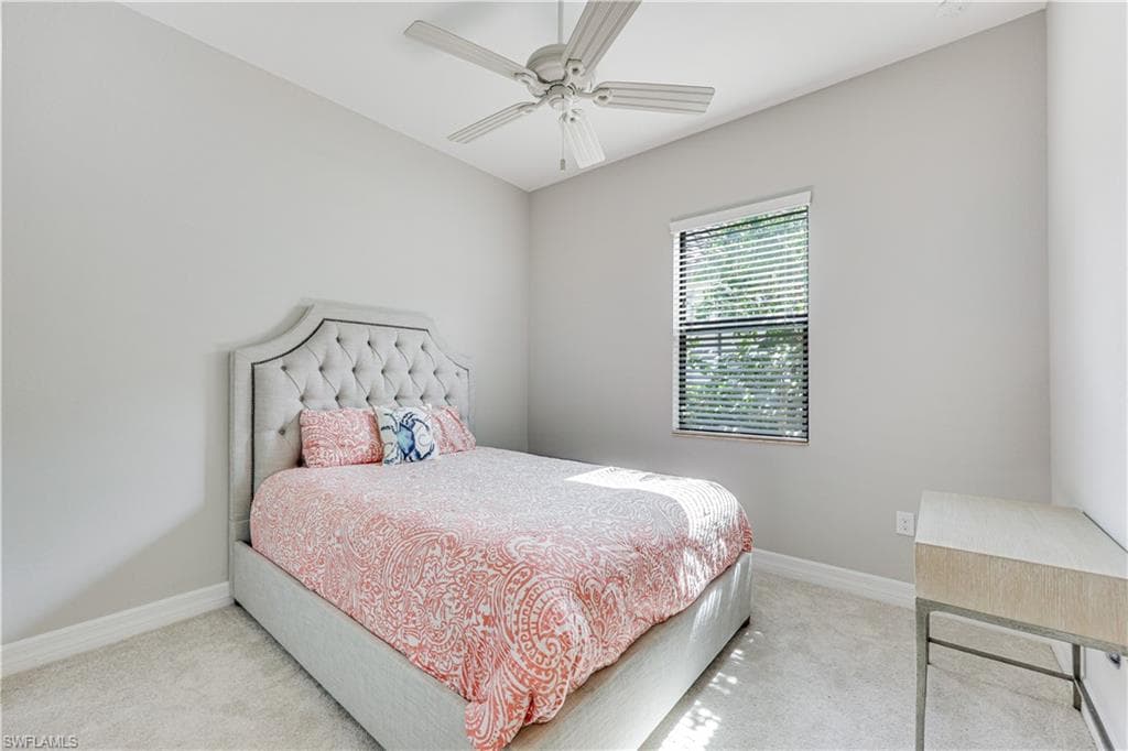 12840 Kinross LN-10