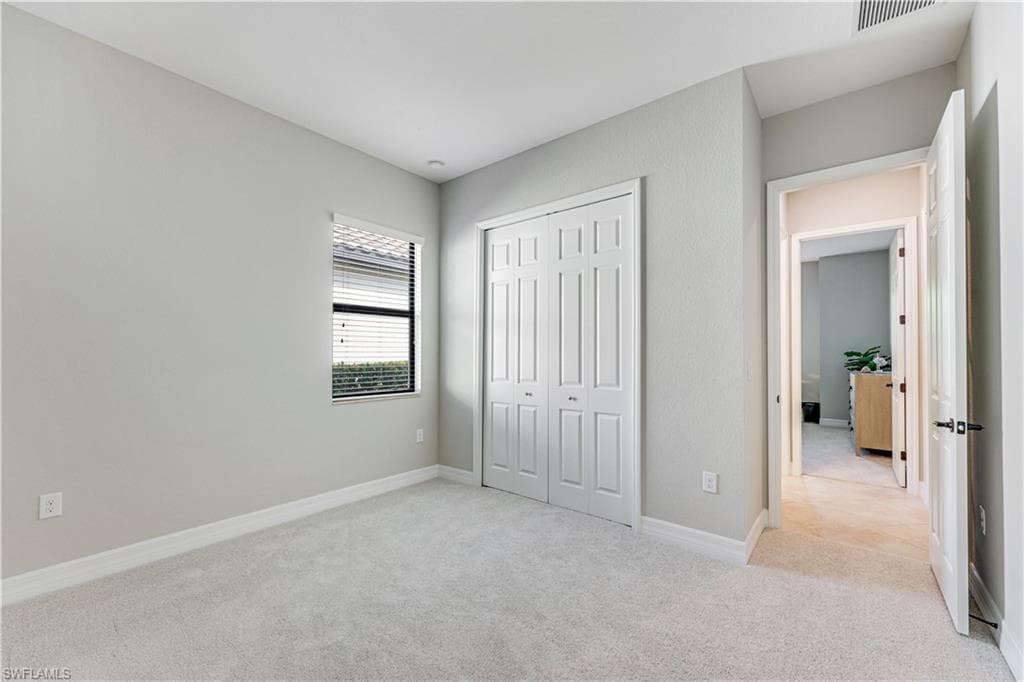 12840 Kinross LN-14
