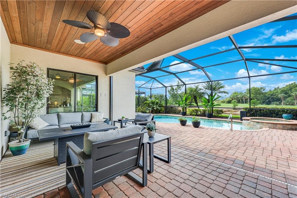 12840 Kinross LN-15
