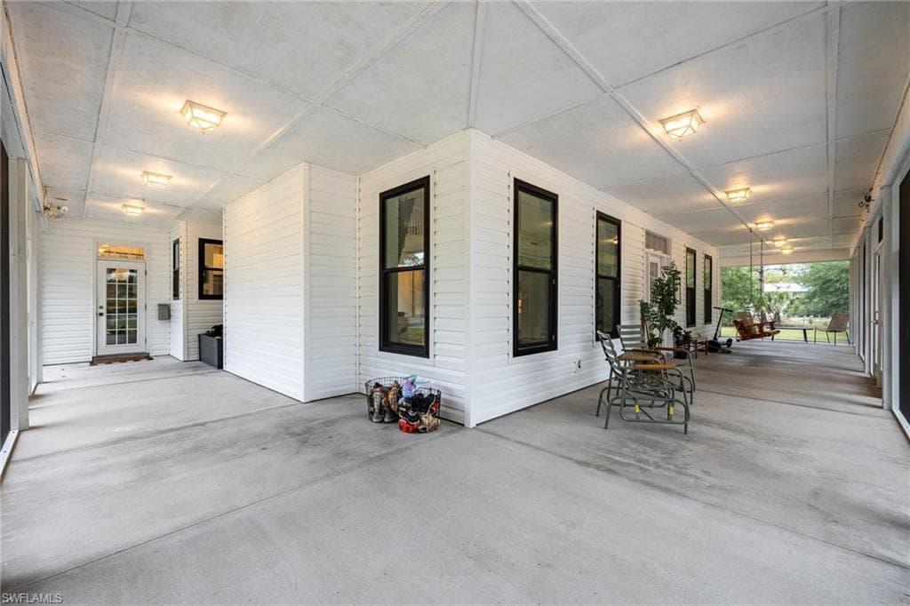 11790 Fox Hill RD-36