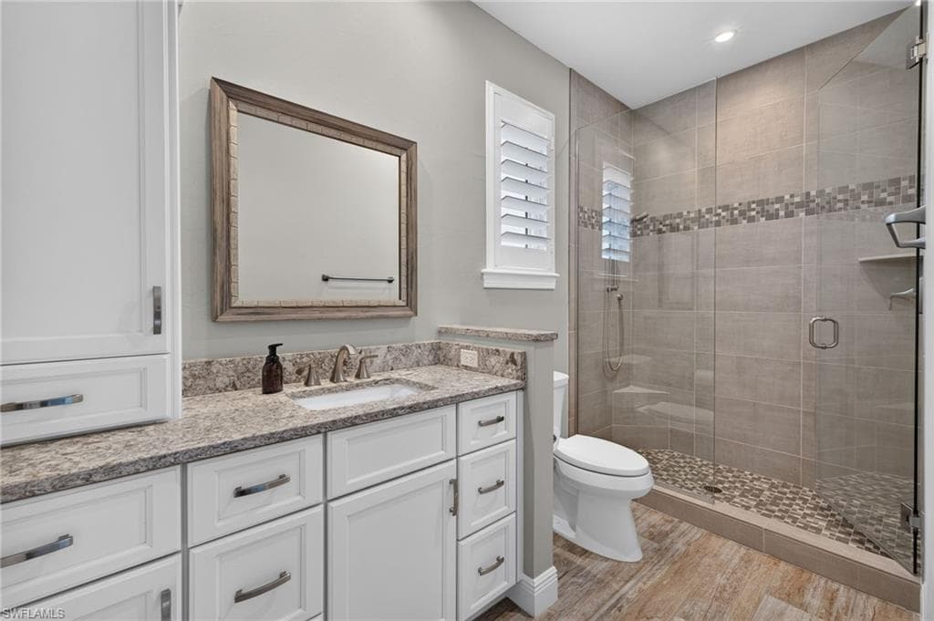 9066 Mockingbird DR-32