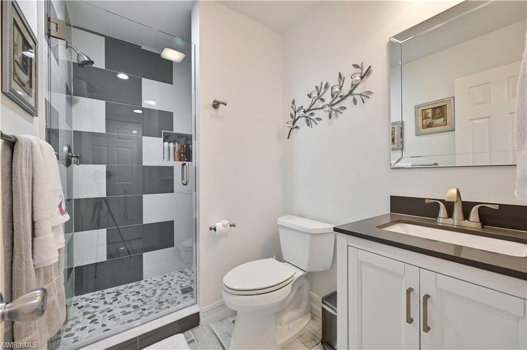 631 SE 12th AVE 98-16