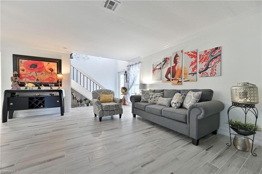 631 SE 12th AVE 98-7