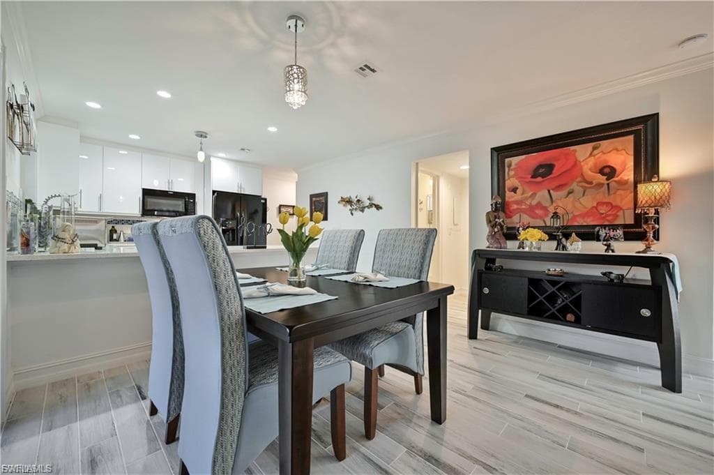 631 SE 12th AVE 98-10