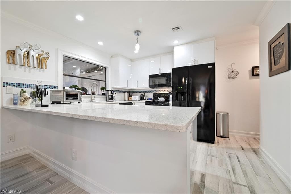 631 SE 12th AVE 98-14