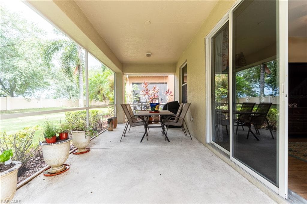 8713 Pegasus DR-16