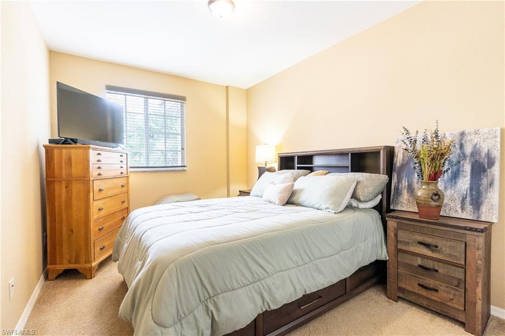 8713 Pegasus DR-26