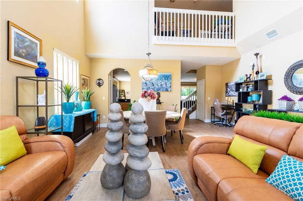 8713 Pegasus DR-7