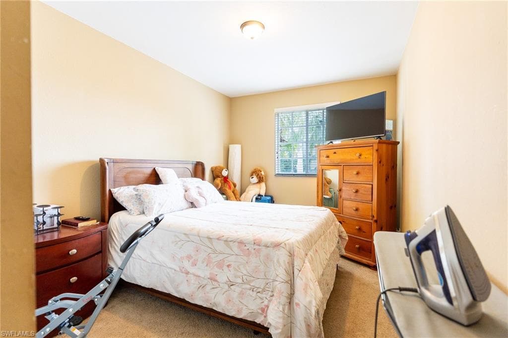 8713 Pegasus DR-28