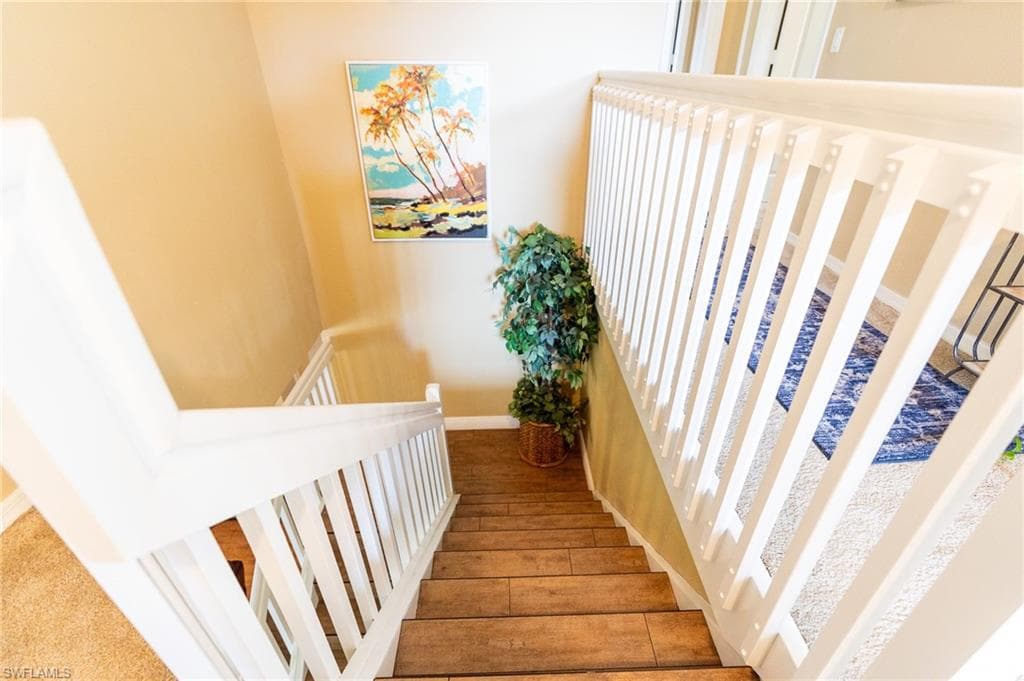 8713 Pegasus DR-37