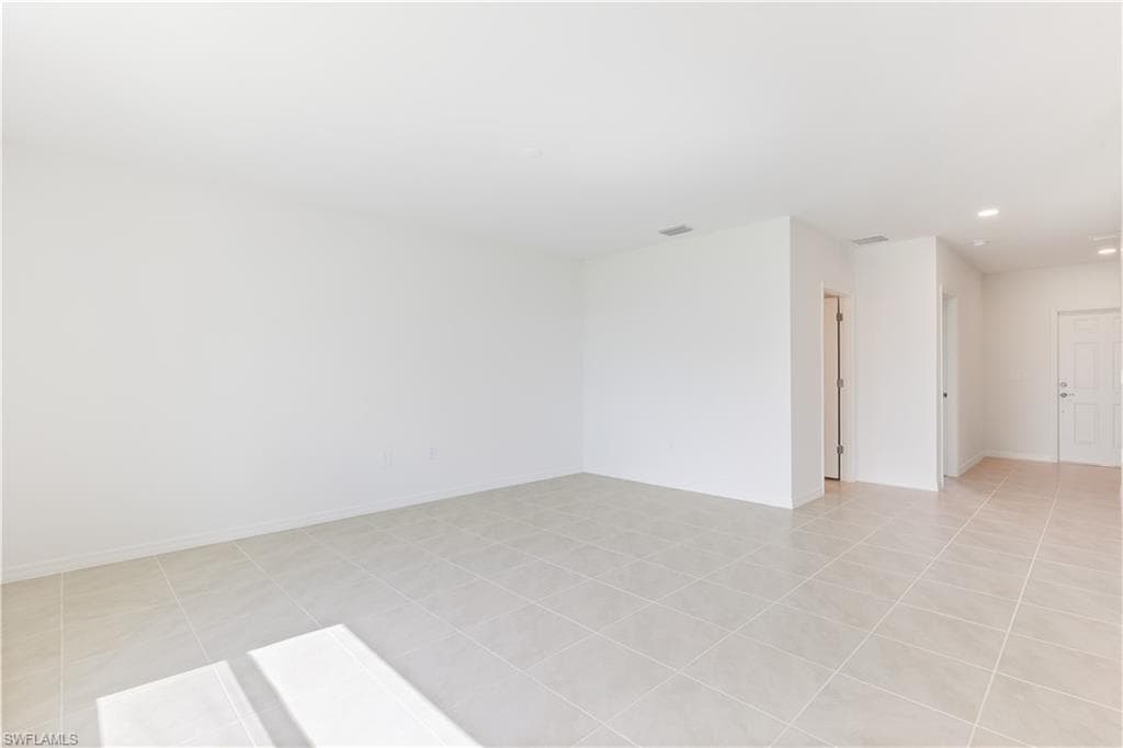 266 Lakeside Breeze WAY-4