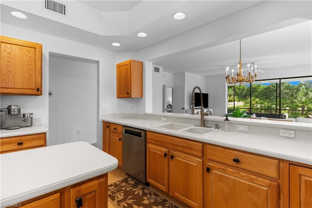 5805 Grande Reserve WAY 1102-13