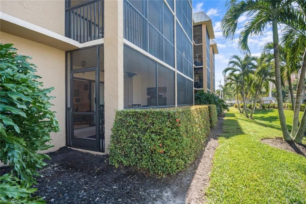921 Collier BLVD 107-32