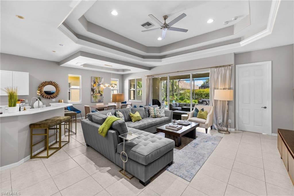 4208 Hampton LN-1