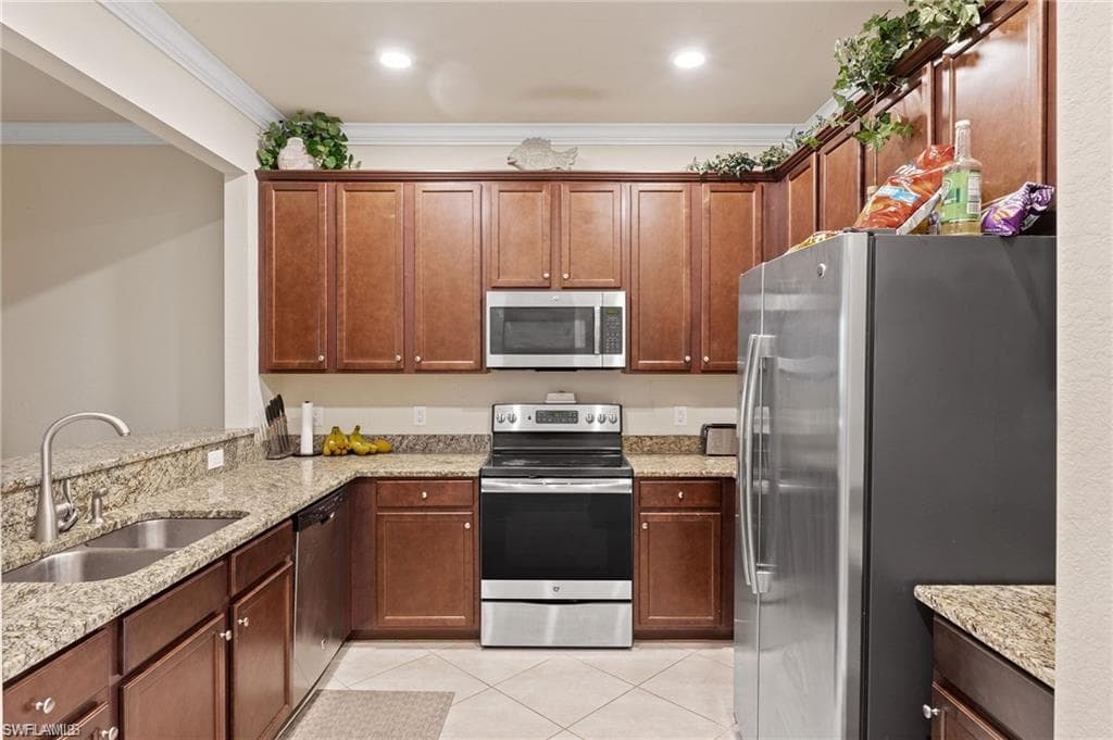 10243 Via Colomba CIR-13